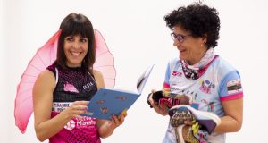 Las autoras de 'El cuento de la Peña Trail' nos desgranan las claves de su libro